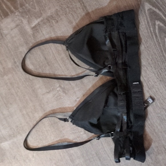 Bra - Picture 5 of 9